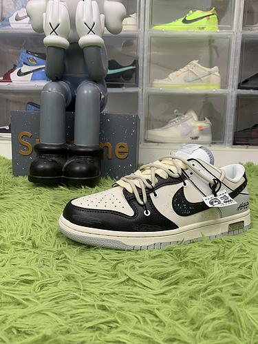 Nike Dunk Low