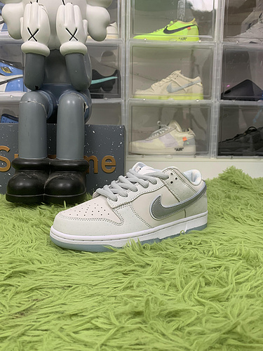 M batch Nike SB Dunk Low White Lobster FD8776 100