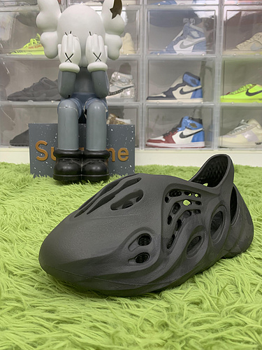 LW Batch Yeezy Foam
