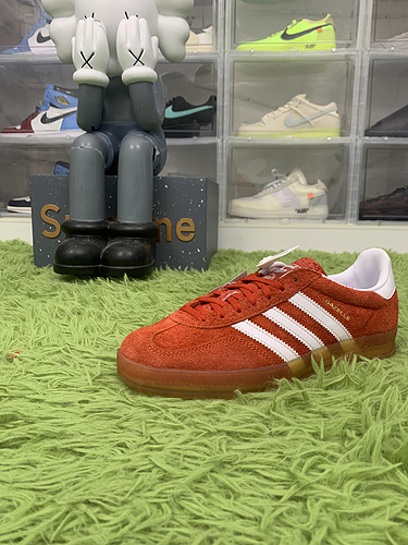 XC batch adidas Gazelle Indoor Bold Orange HQ8718