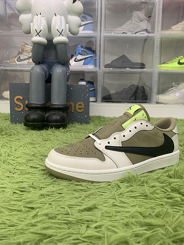 OG batch Jordan 1 Retro Low Golf Travis Scott Neutral Olive FZ3124 200