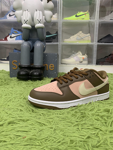 Nike SB Dunk Low Stussy Cherry 304292-671