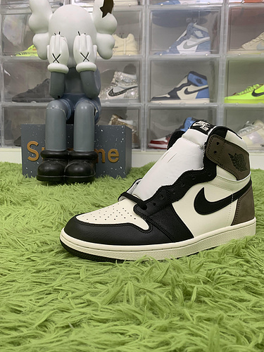 Pk batch Jordan 1 Retro High Dark Mocha 555088 105