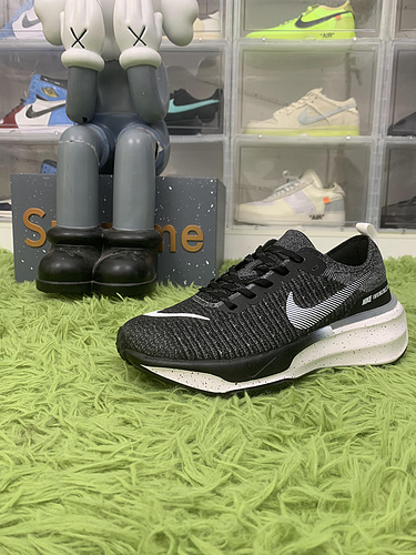 Nike ZoomX Invincible Run 3 Oreo DR2615-002