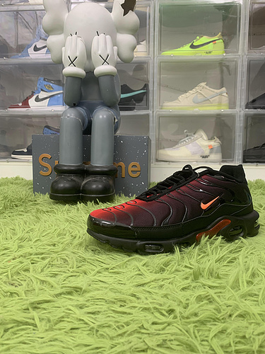 Nike Air Max Plus GS &#x27;Black University Red&#x27;
