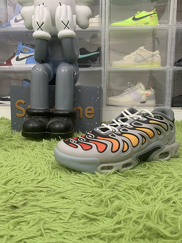 Nike Air Max Plus Drift Light Smoke Grey FD4290-002